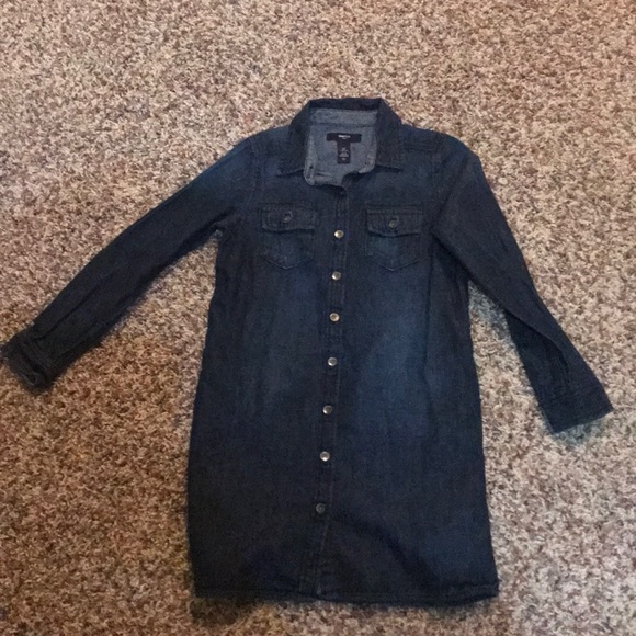 Gap denim dress!  NWOTs - Picture 1 of 2